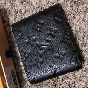 Slender wallet